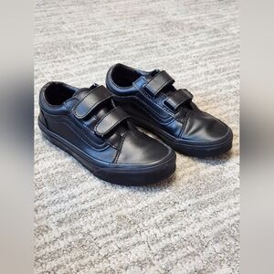 Vans Old Skool Classic Tumbler black leather hook loop shoes size 2 youth
